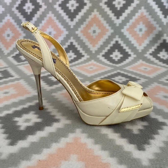 Hale Bobs Heels - Picture 4 of 12